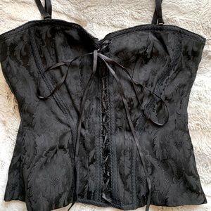 Black textured corset with boning size 6